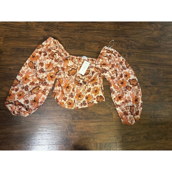 Sienna Sky Crop Top Blouse Size Large Long Balloon Sleeve V Neck Smocking NWT - Picture 1 of 7